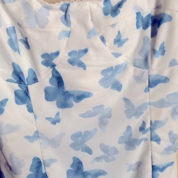 Princess polly butterfly mini dress🦋🦋 - Picture 4 of 4